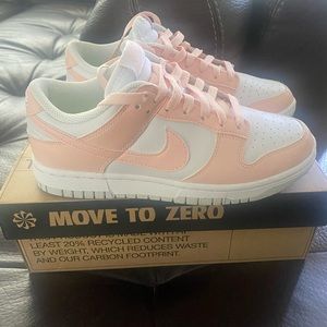 Nike dunk next to nature pink/coral